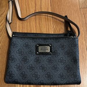 Guess Crossbody Bag very lightly used